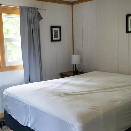 Neptunes Hideaway Tobermory Exterior photo