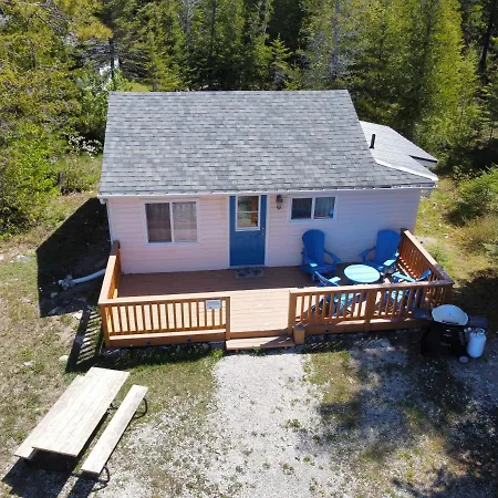 Neptunes Hideaway Tobermory Exterior photo