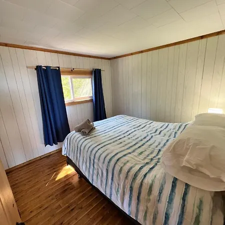 Neptunes Hideaway Tobermory Exterior photo