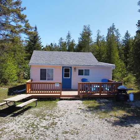 Neptunes Hideaway Tobermory Exterior photo