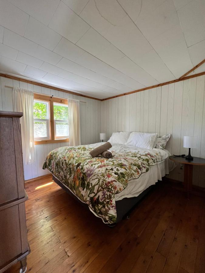 Holiday home Neptunes Hideaway